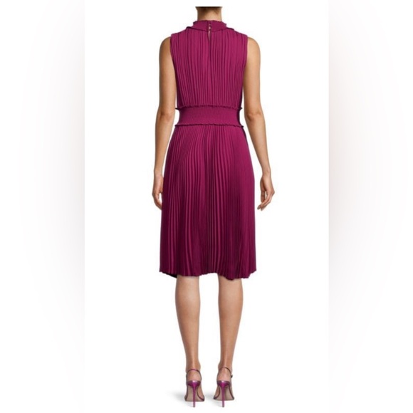 Nanette Lepore Sz 8 pleated and smocked midi dress - Picture 8 of 8